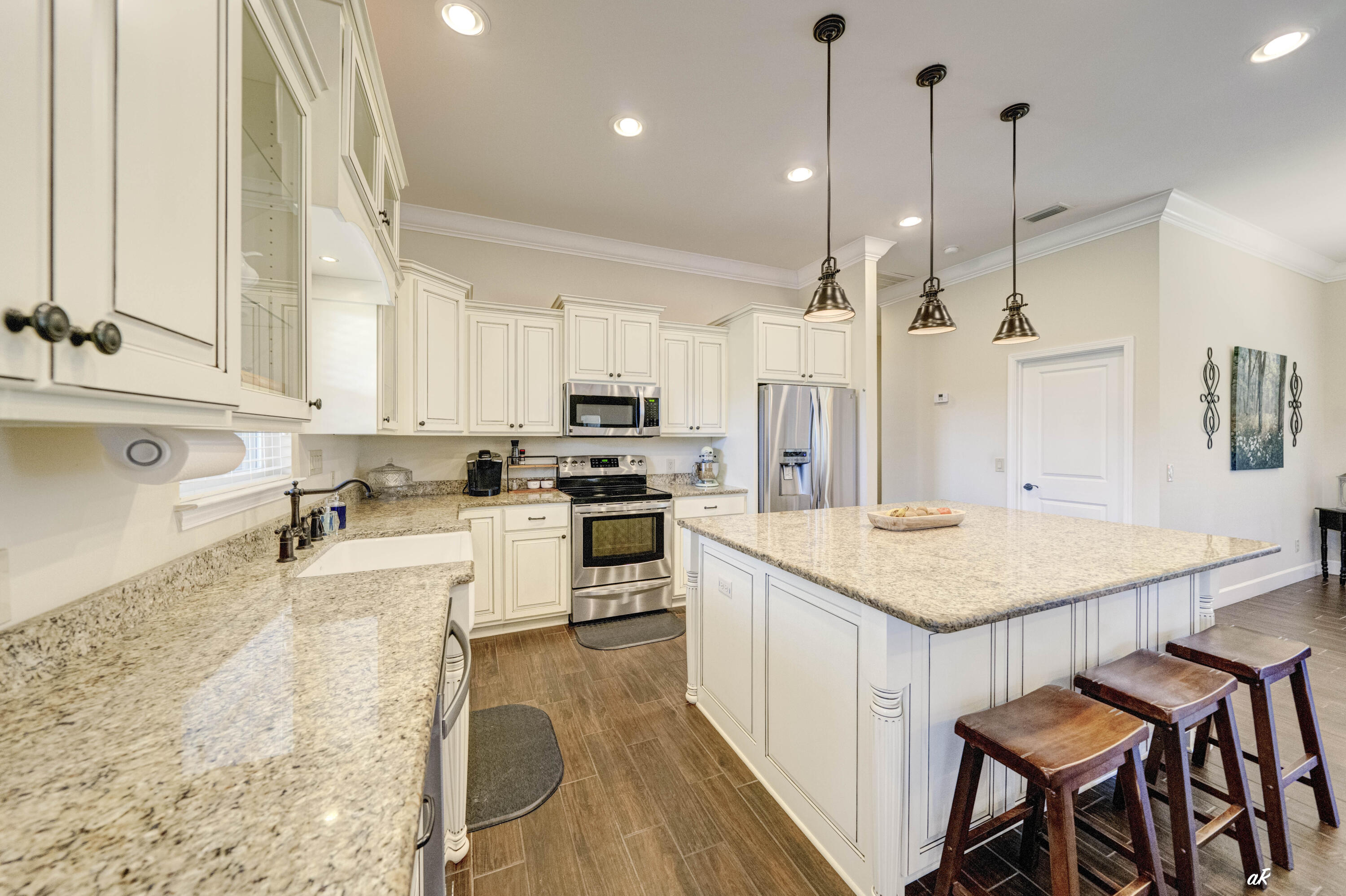 HIGHPOINT - Residential