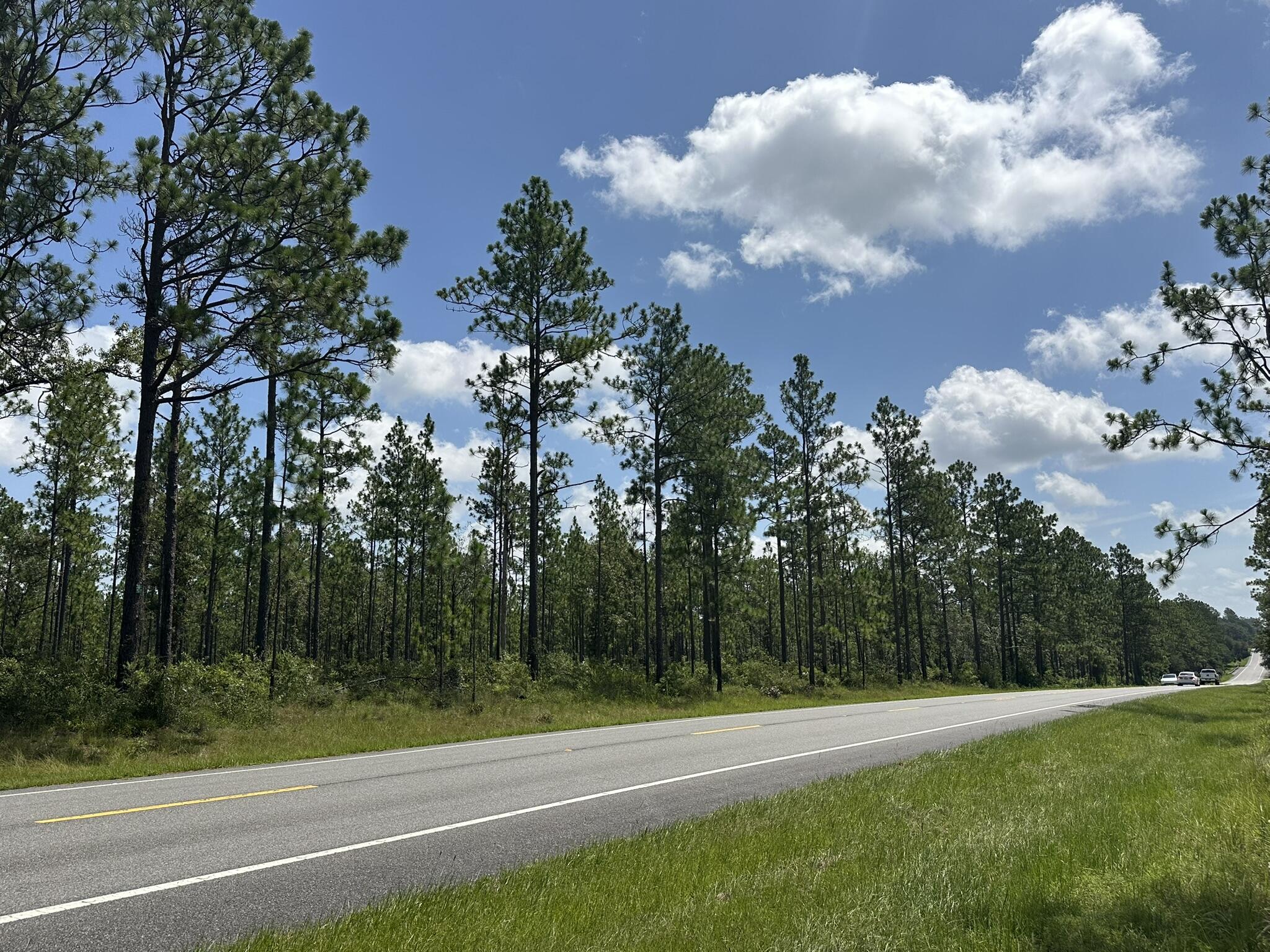 NO RECORDED SUBDIVISION - Residential