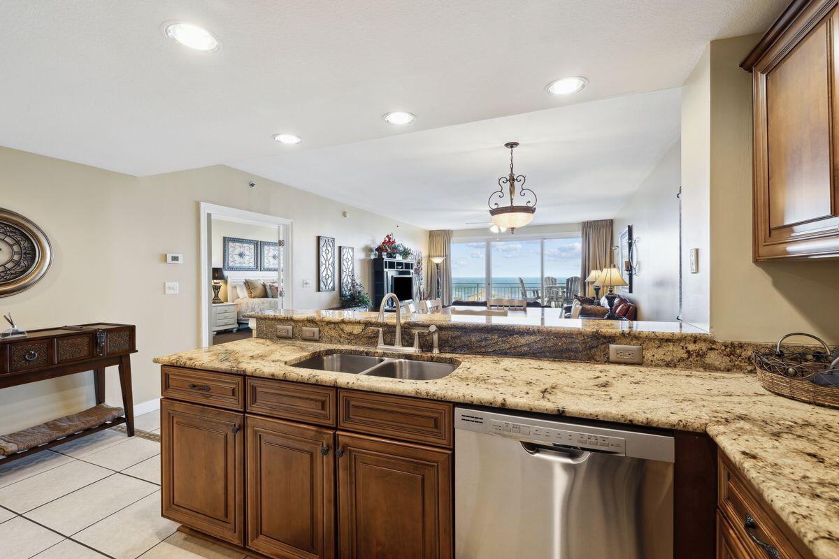 STERLING SHORES - Residential