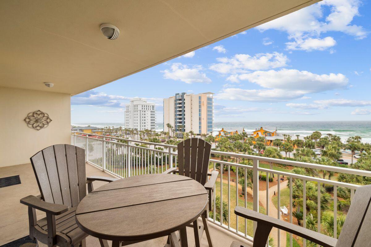 STERLING SHORES - Residential