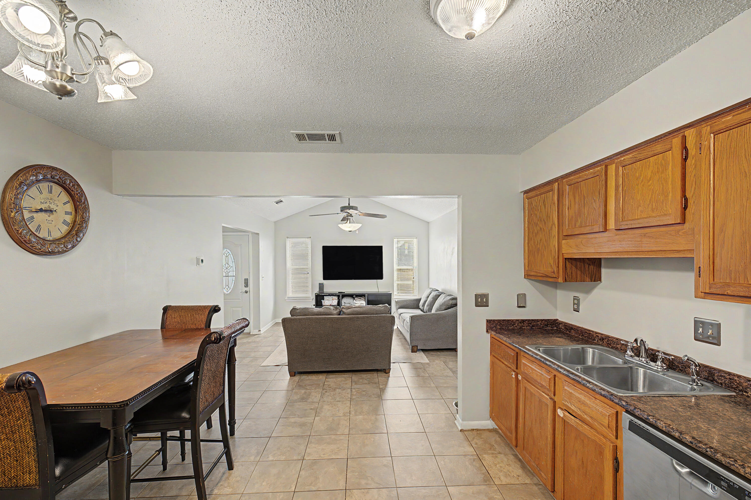 KELLY HILL ESTATES - Residential