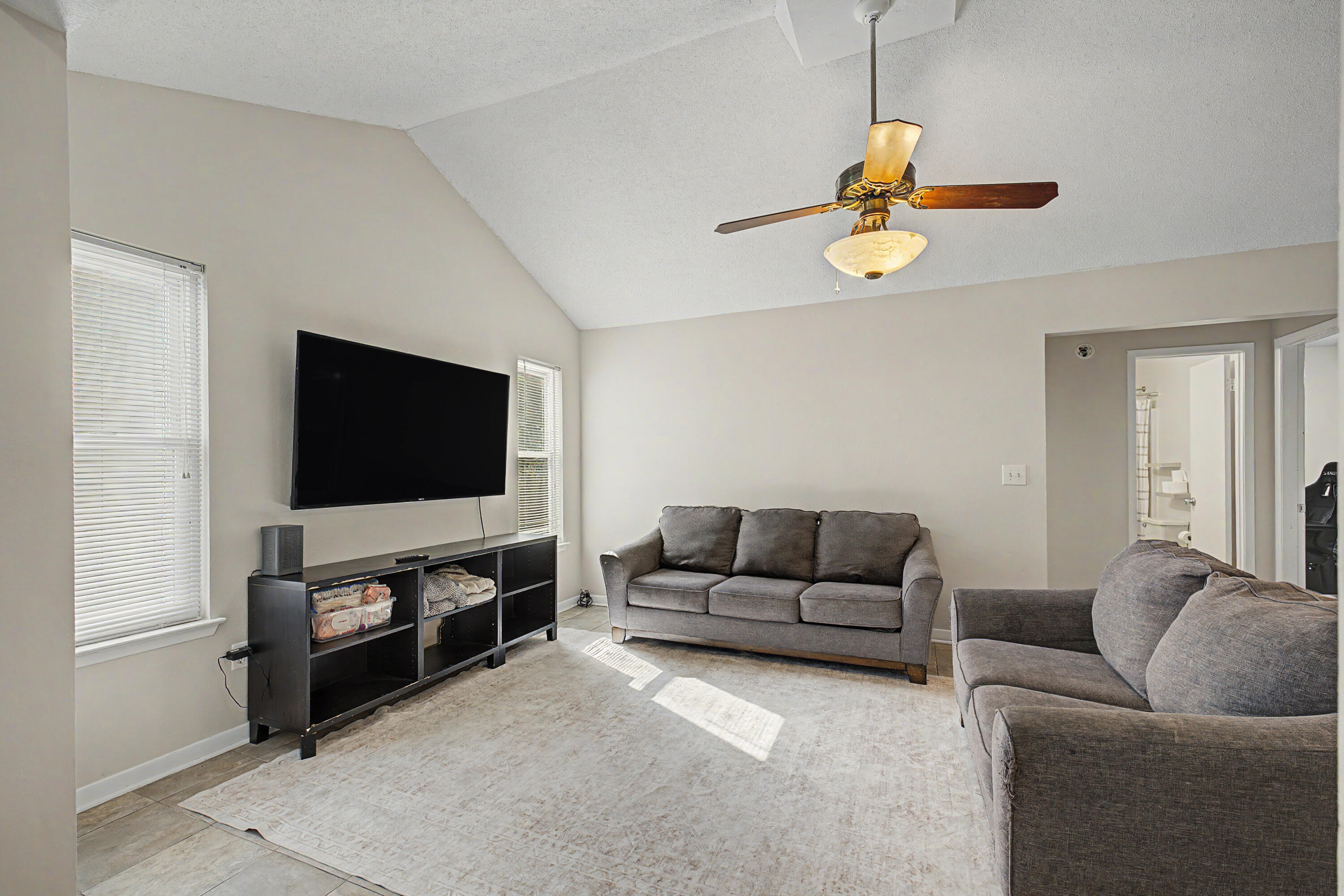 KELLY HILL ESTATES - Residential