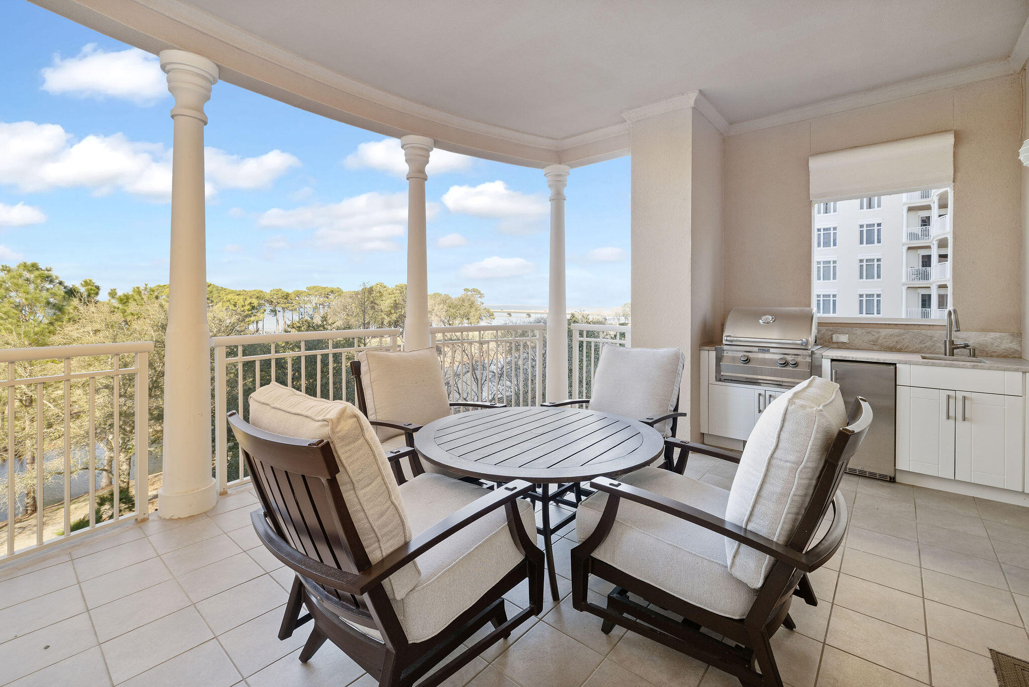 ONE WATER PLACE at Kelly Plantation - Residential
