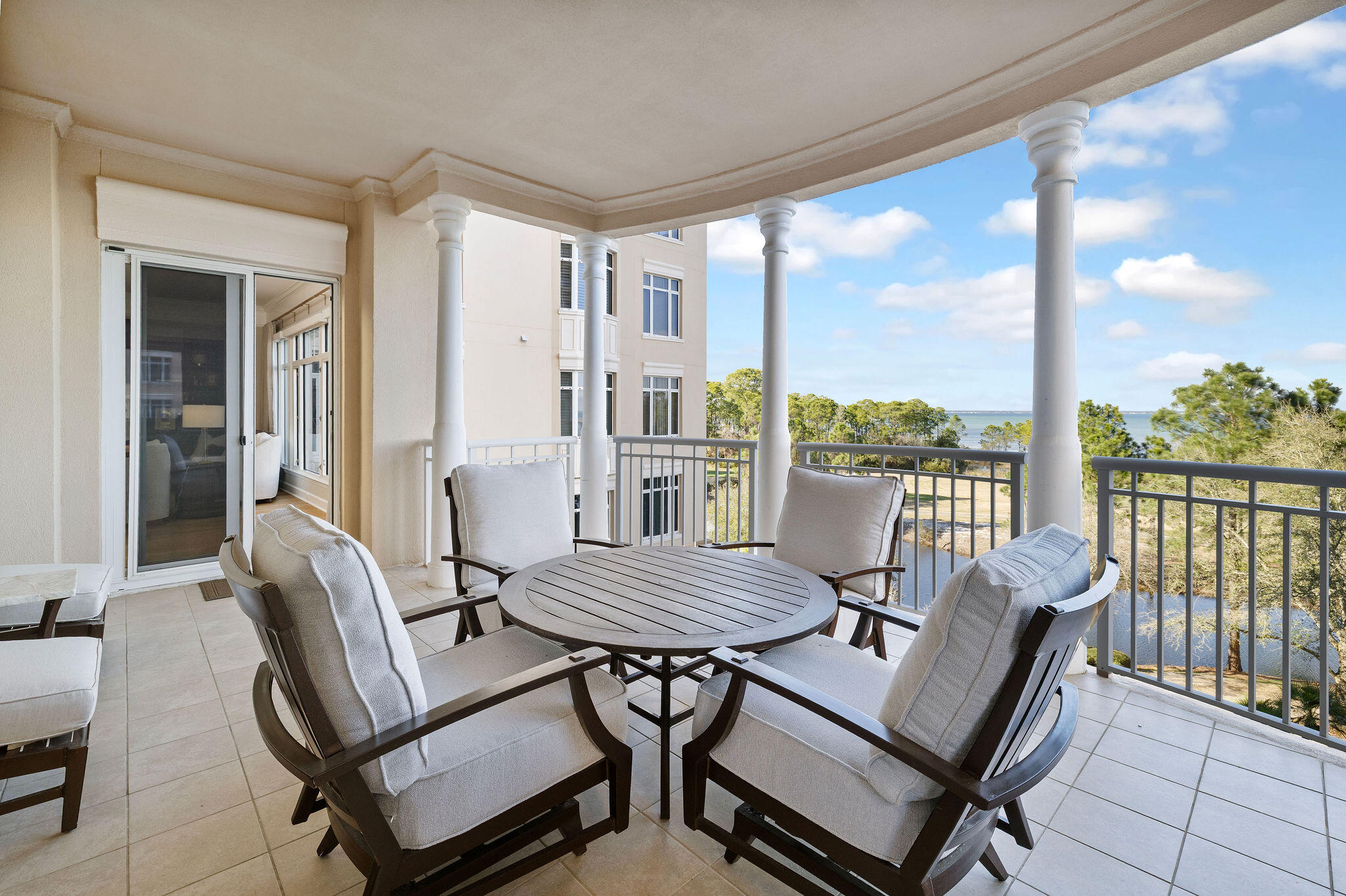 ONE WATER PLACE at Kelly Plantation - Residential