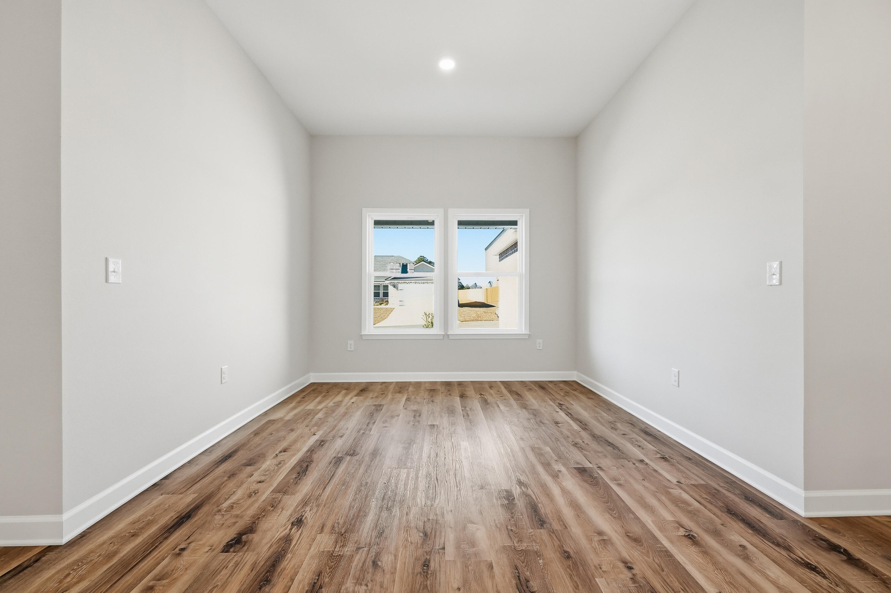 HOLLAND PLACE - Residential