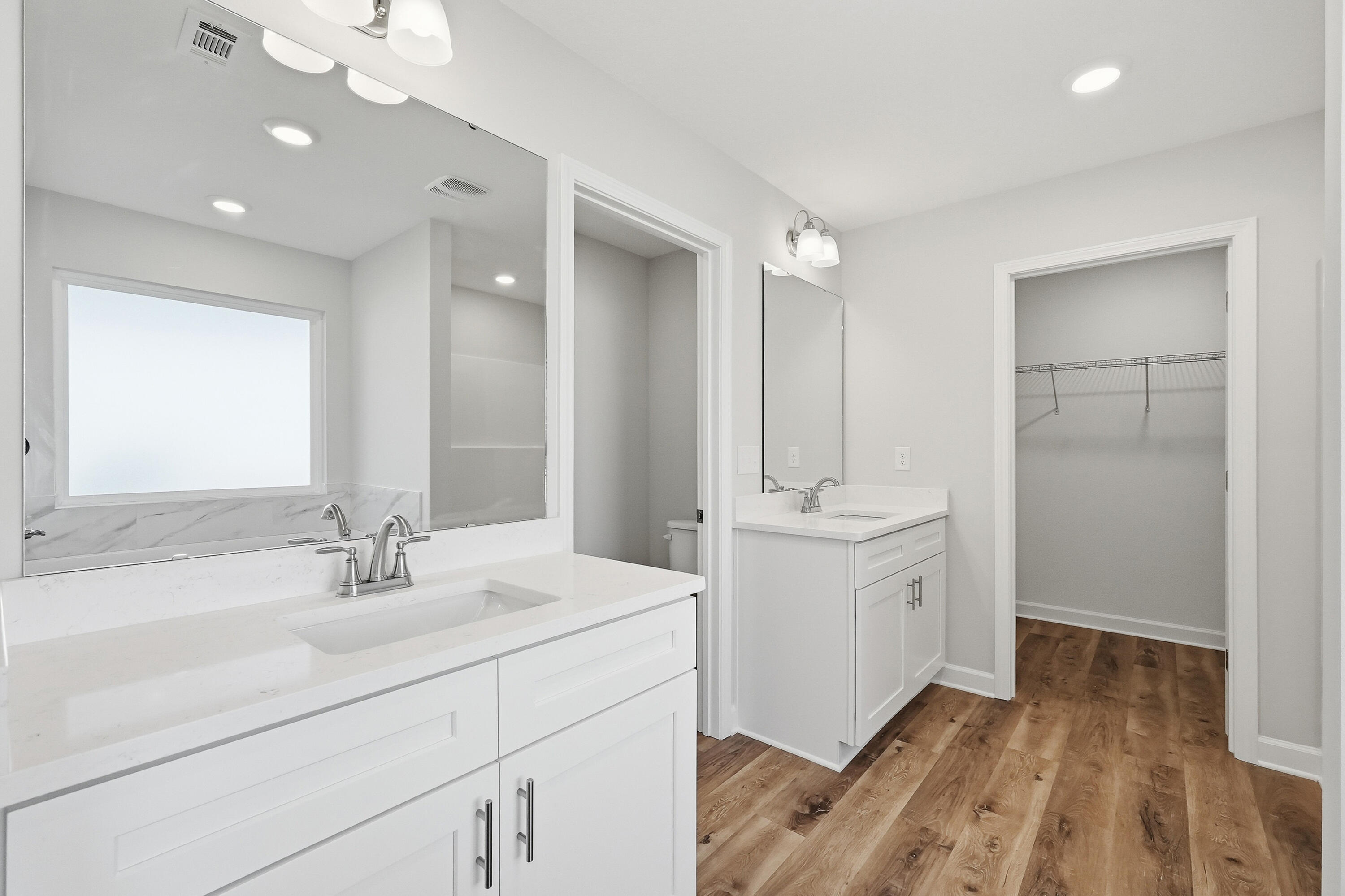 HOLLAND PLACE - Residential