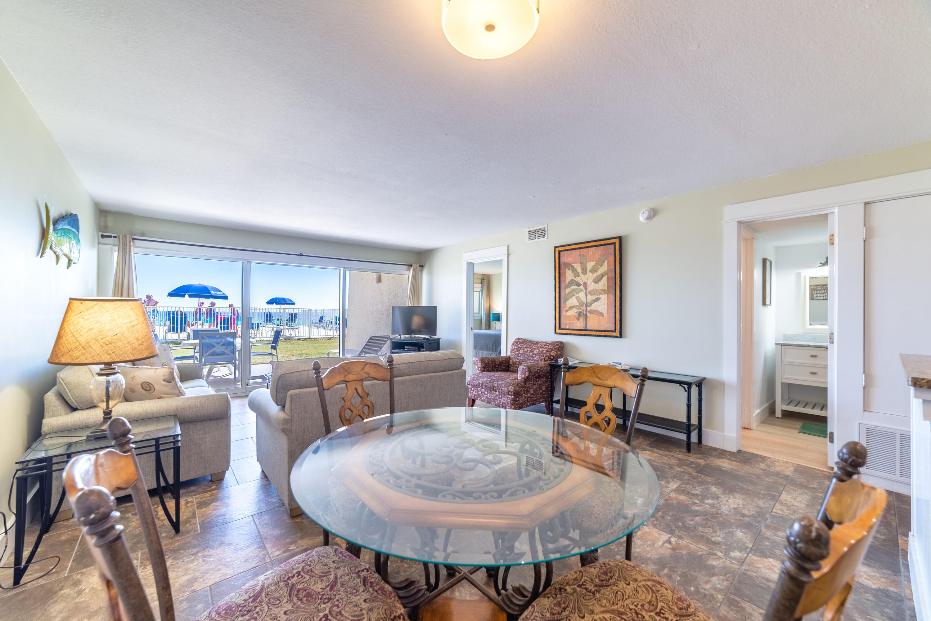 BEACH HOUSE CONDO PH 1 - Residential