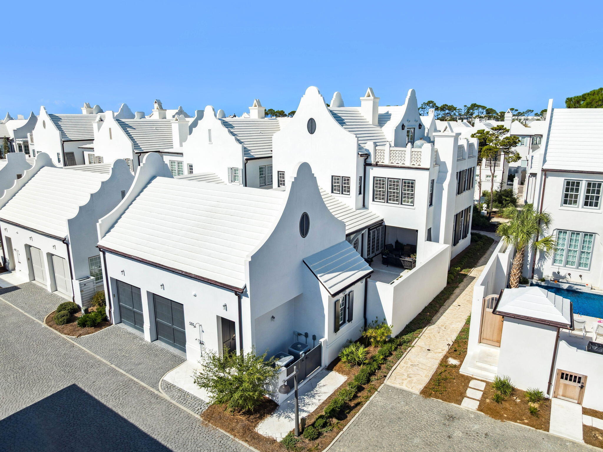 ALYS BEACH - Residential