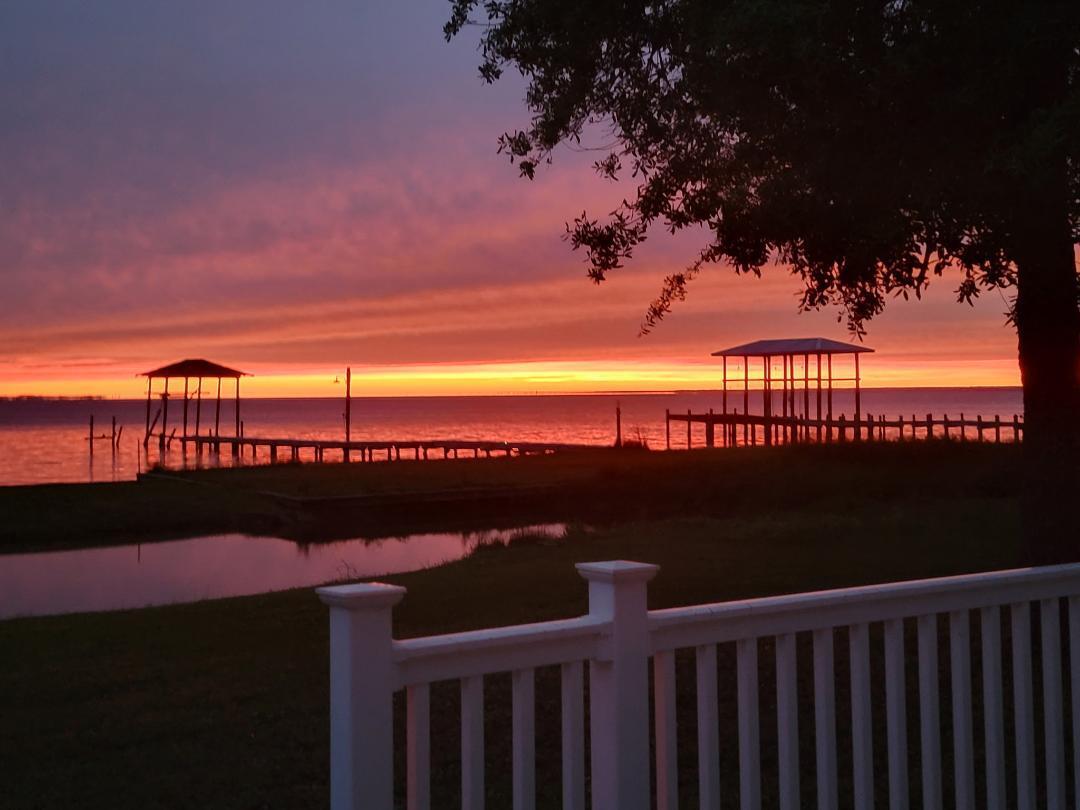 BAY GROVE - Residential