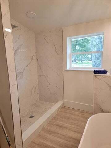 BAY GROVE - Residential