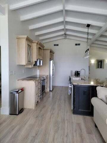 BAY GROVE - Residential