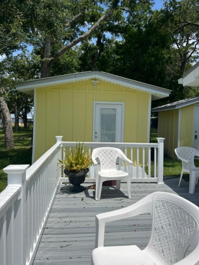 BAY GROVE - Residential