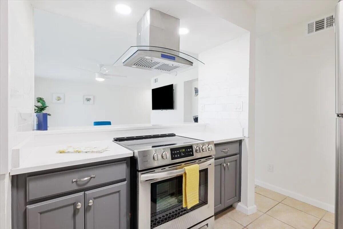 Vacant Easy Show! Ground Floor Condo Steps to the pool, HVAC Trane 2024, New Water Heater, New Refrigerator, SS Hood Vent, copper wiring, modern ceiling fans, smart TV's, laundry room. Pet Friendly Community, No Flood Zone! Sold Furnished, 2 Bedrooms, 1 Bathroom Jack & Jill Design. Vacation Rentals are Allowed in the complex. Destin Central Location within 0.8 miles to Public Beach Access or Henderson State Park.   Community Features: Free Parking, Gated Entrances from HWY 98 and Airport Rd, Access to 3 swimming pools, Tennis/Pickleball court, Dog Park, EV chargers, maintained green areas, picnic tables & lake. 
HOA Coverage: building insurance and exterior maintenance, water, internet, sewer, trash, landscaping, and maintenance of pools and gates. Owner pays Electric Only. 
Gated Community contact agent for showing schedule and access instructions.