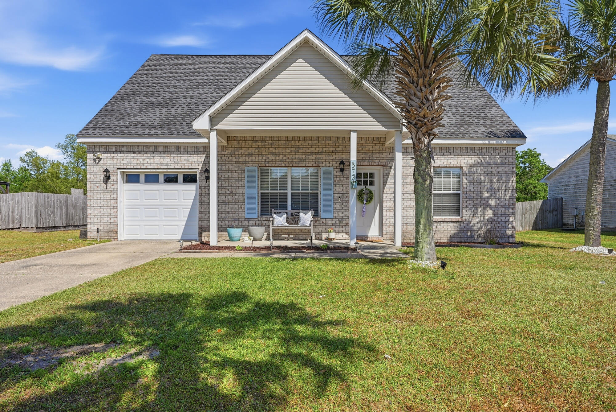 BRANDON OAKS - Residential