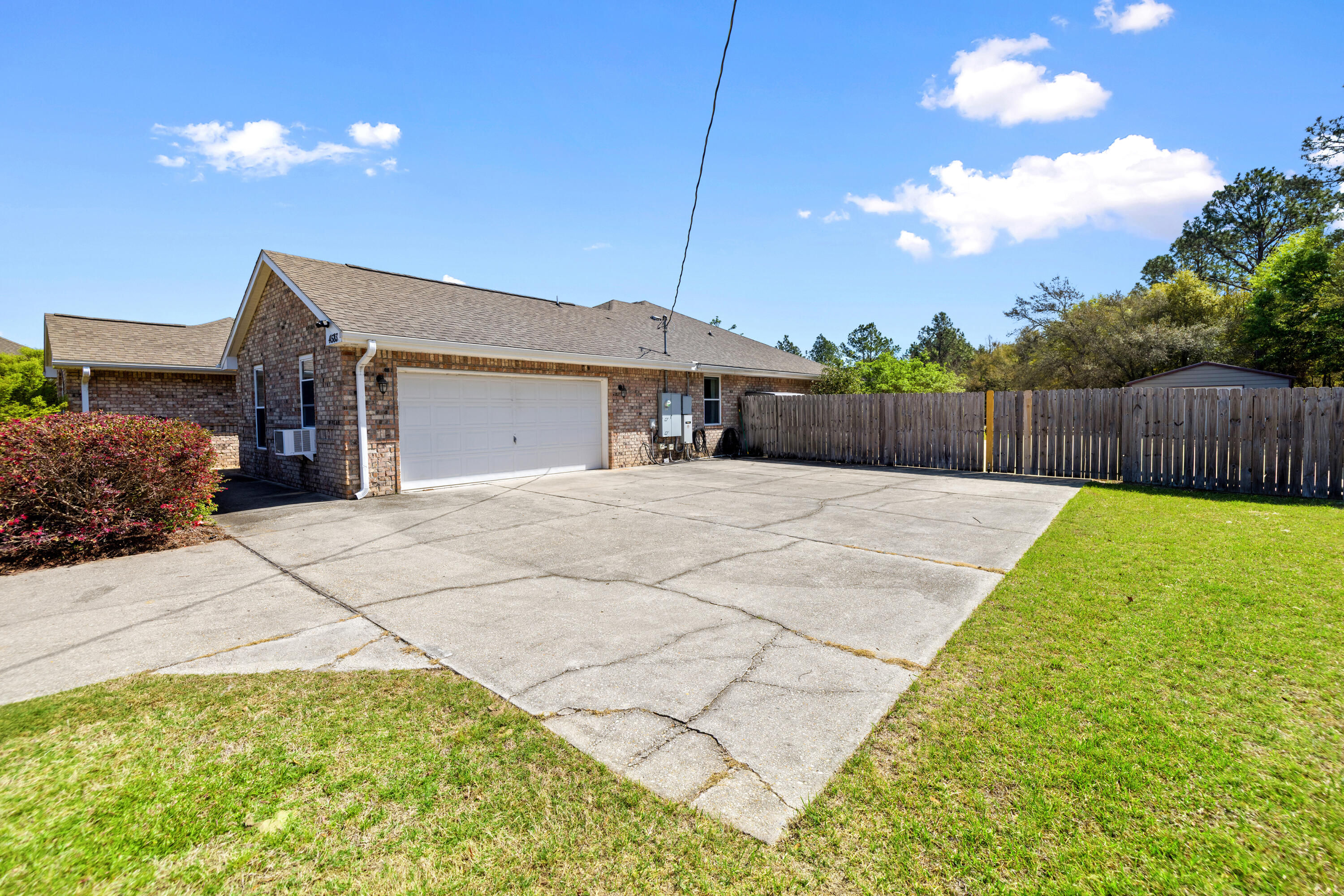 VIRGINIA RIDGE - Residential