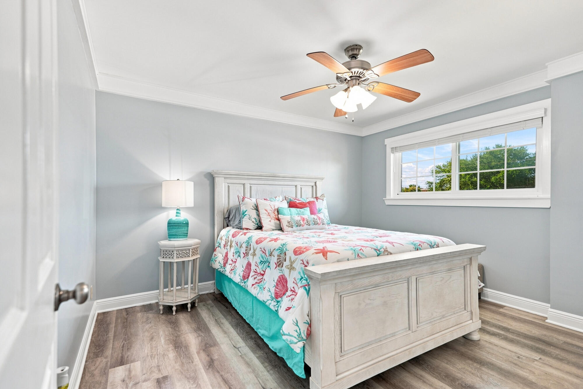 LANDMARK CONDO - Residential