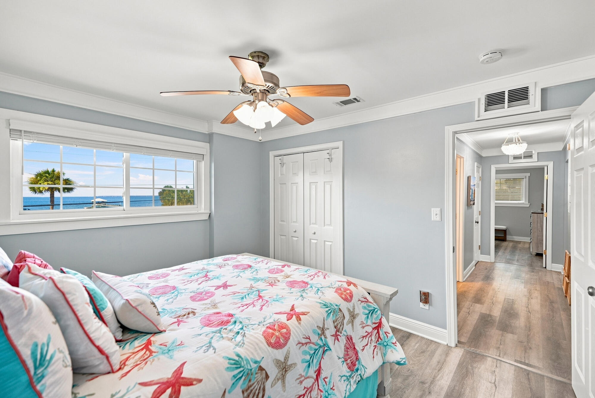 LANDMARK CONDO - Residential