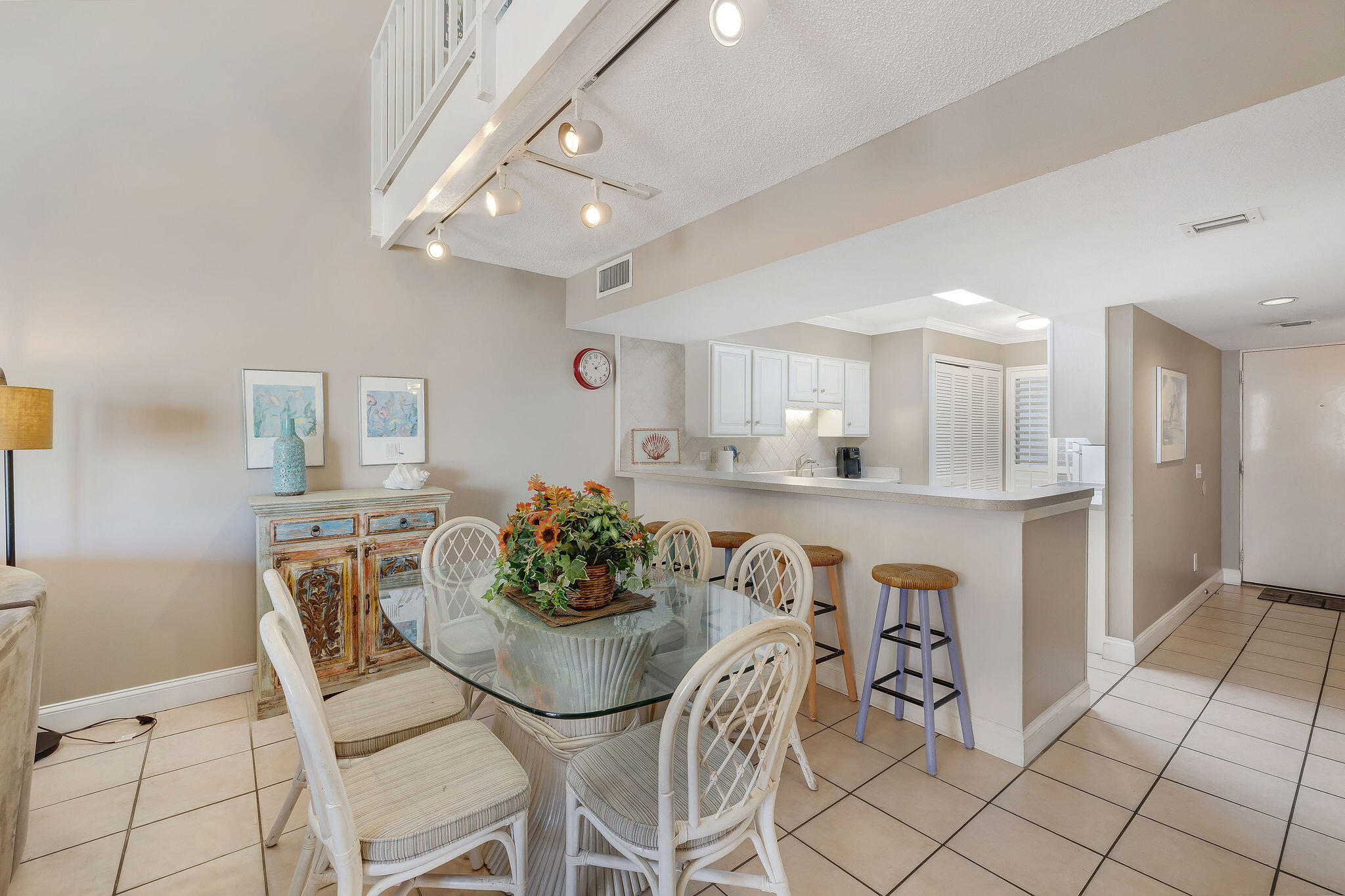 MAINSAIL CONDO PH 1 - Residential