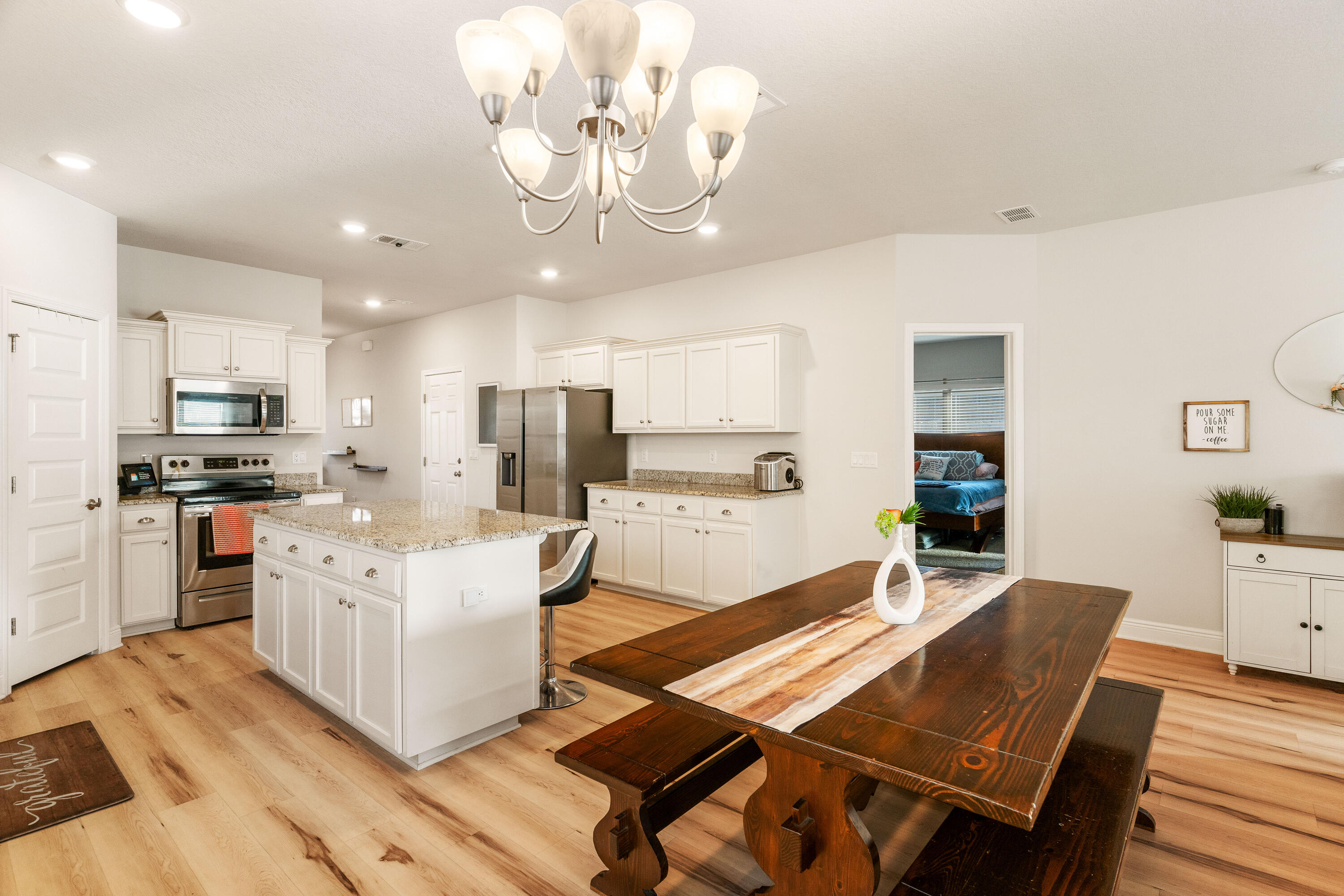RIDGEWAY LANDING PHASE 1 - Residential Lease