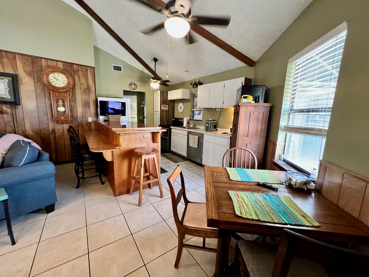 BID-A-WEE BEACH 1ST ADDN - Residential