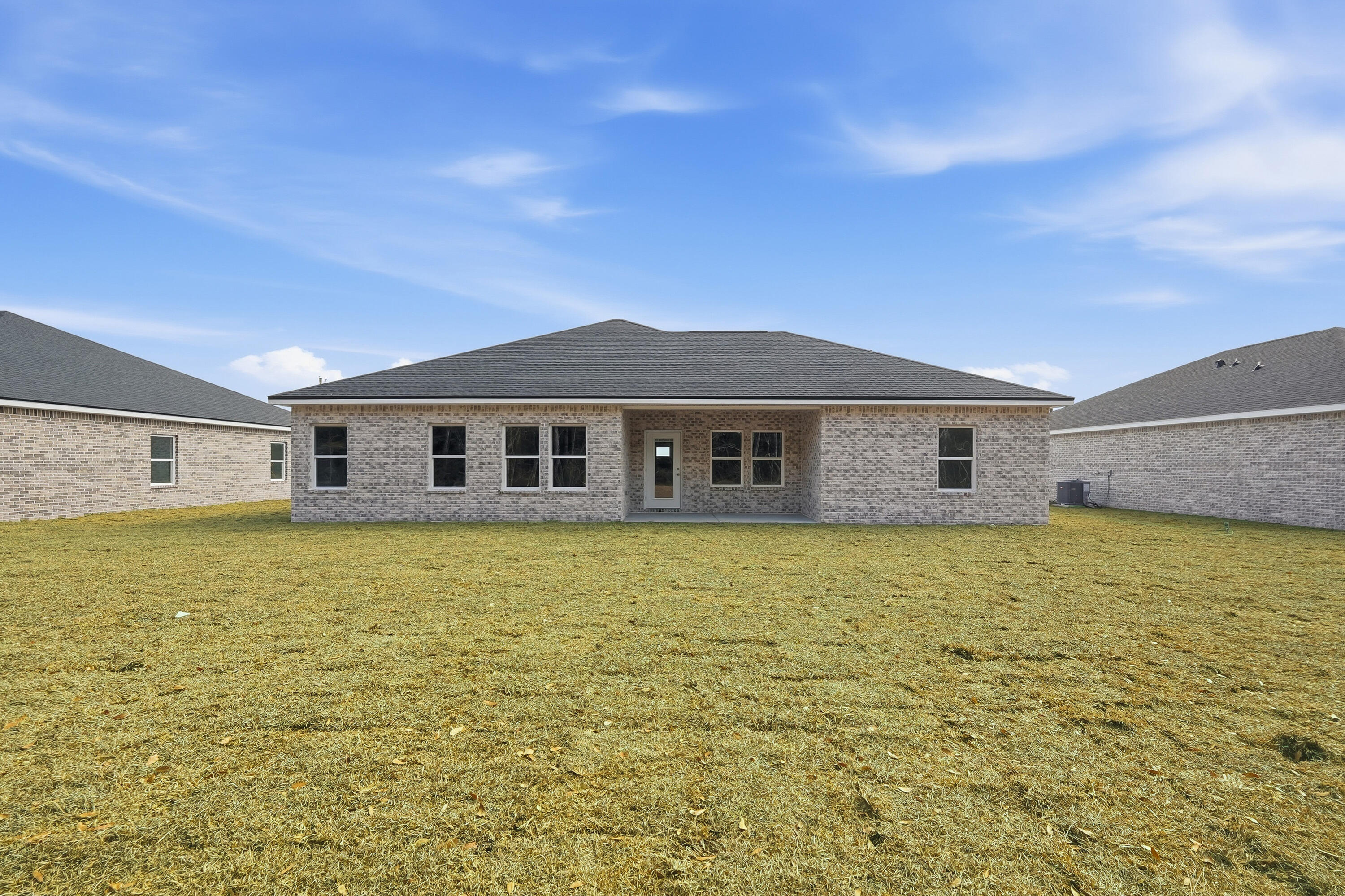 SOUTHERN CHARM - Residential