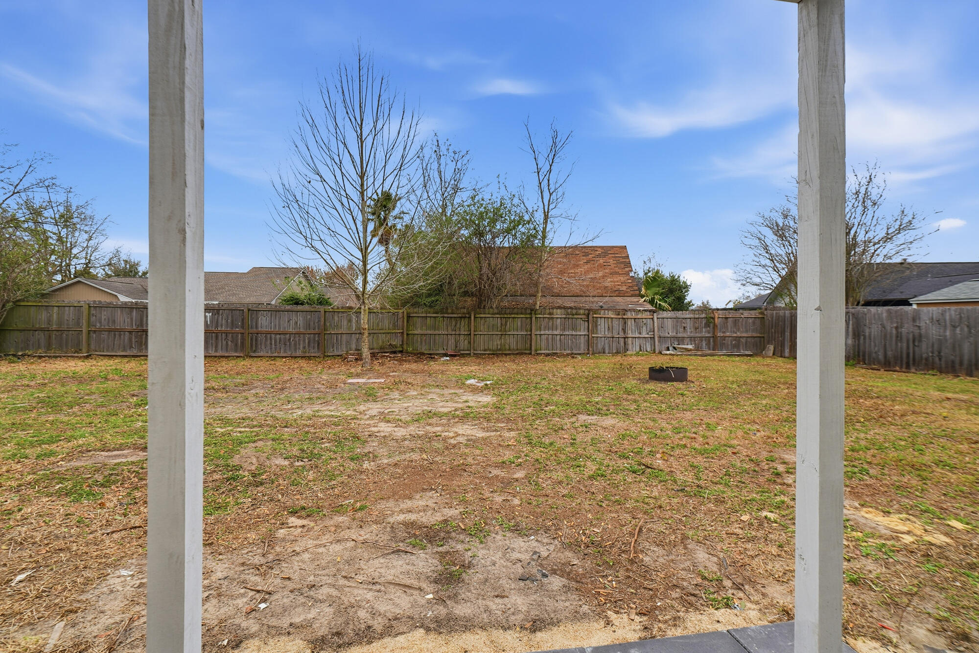 DERBY WOODS - Residential Lease
