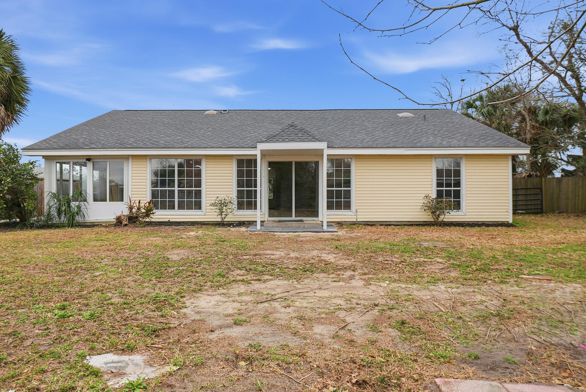 DERBY WOODS - Residential Lease