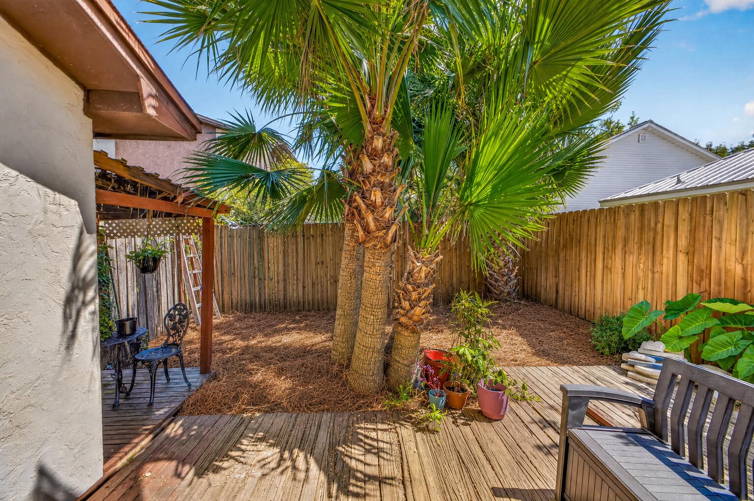 INDIAN HILLS - Residential