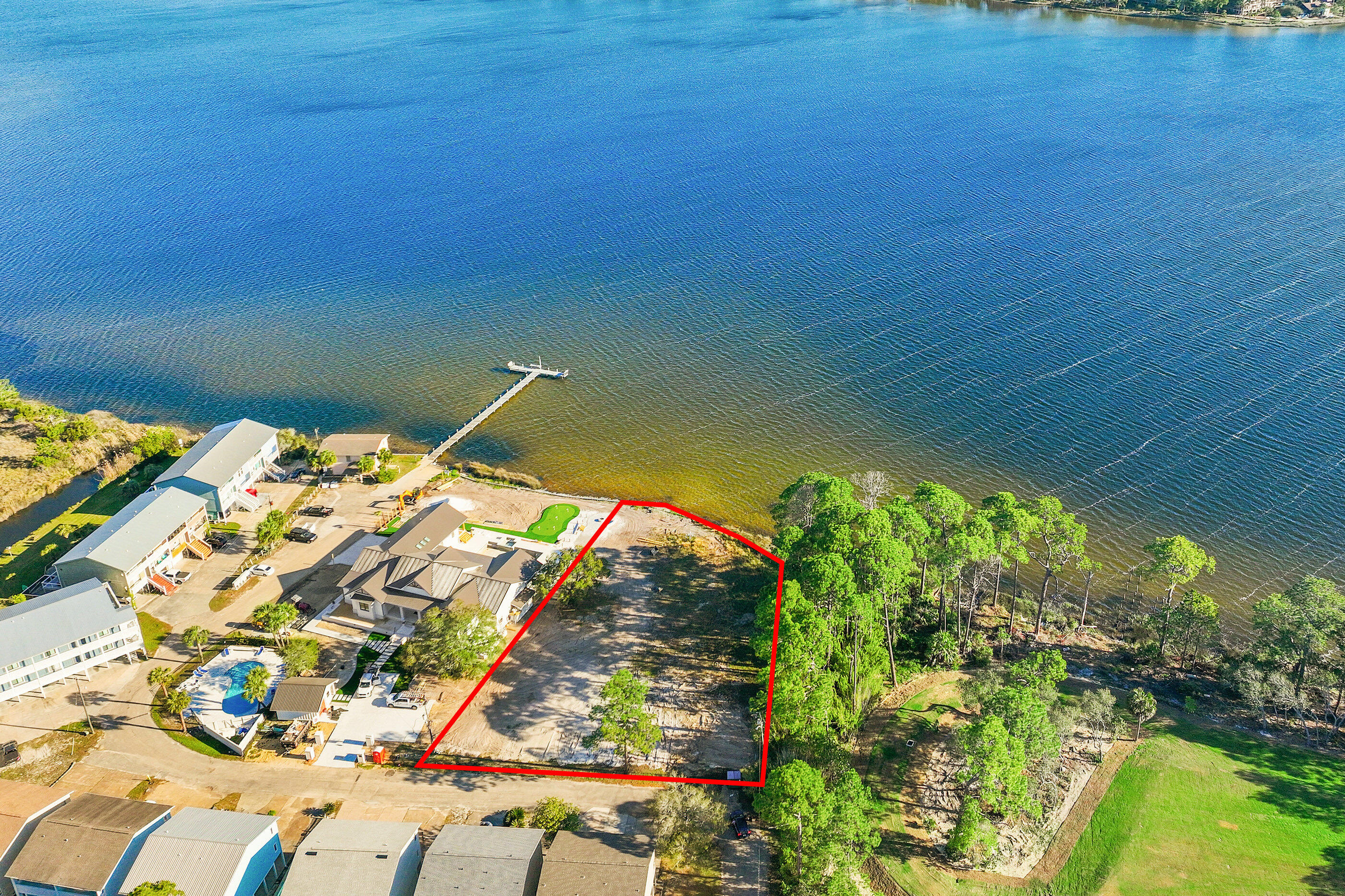 NO RECORDED SUBDIVISION - Land