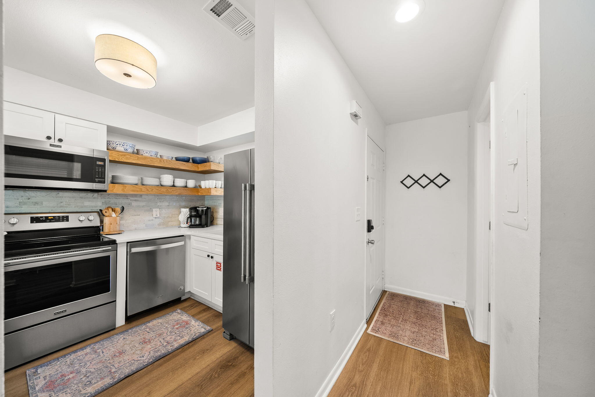PORTSIDE CONDO - Residential