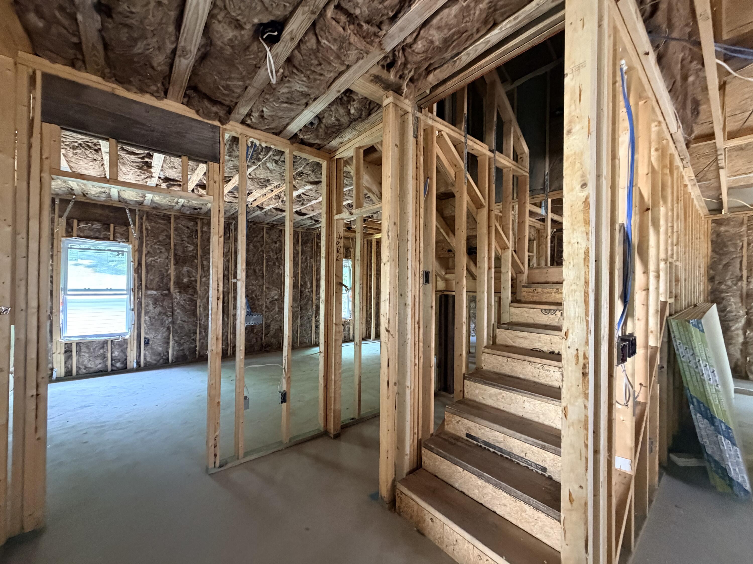 PINECREST - Residential