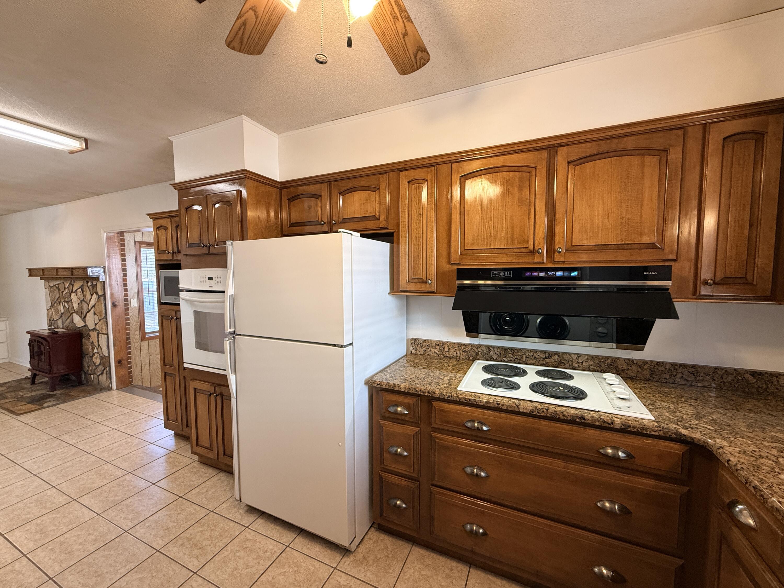 LEOTA MILLER S/D - Residential