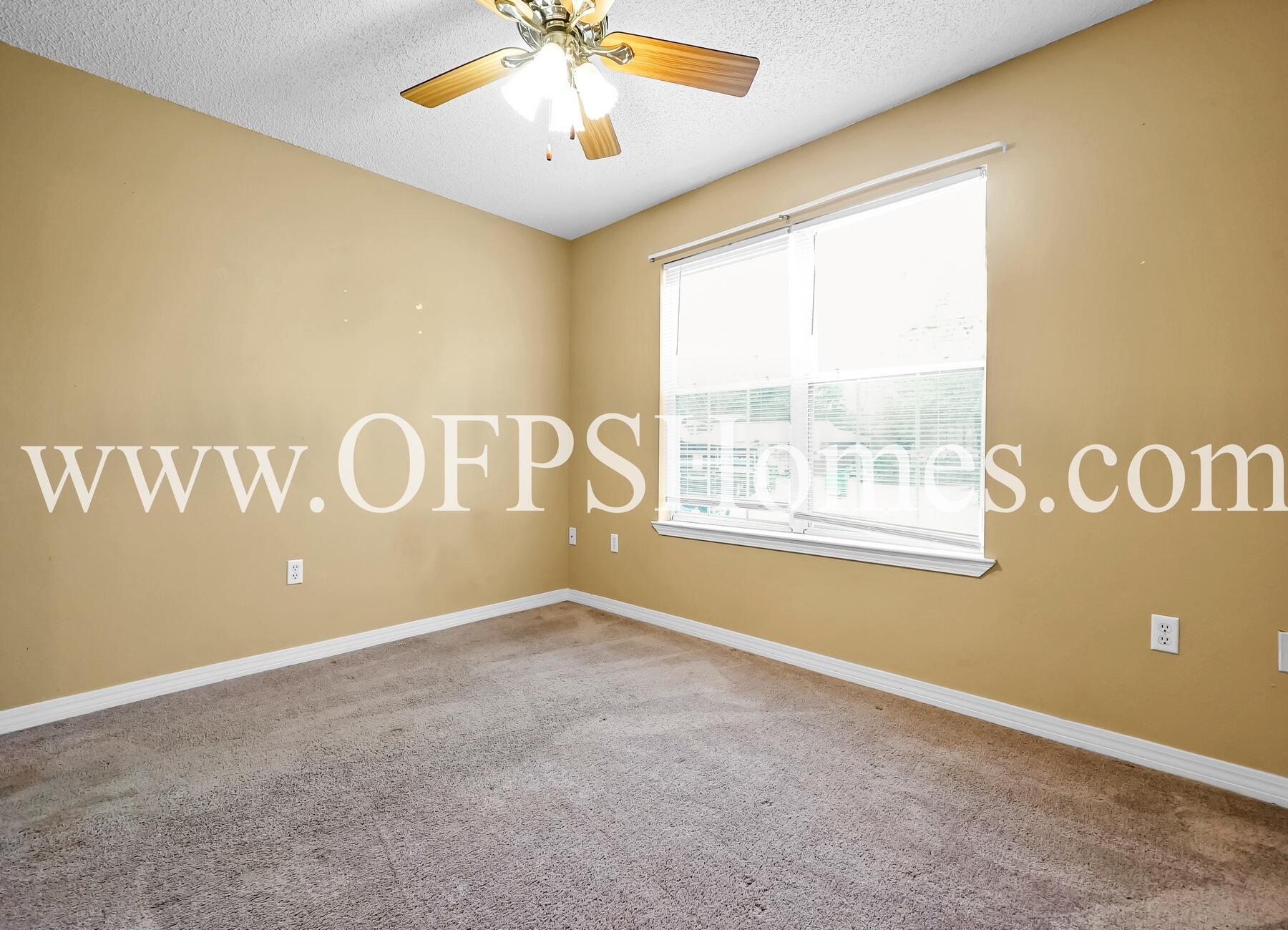OAKDALE MINI FARMS - Residential Lease