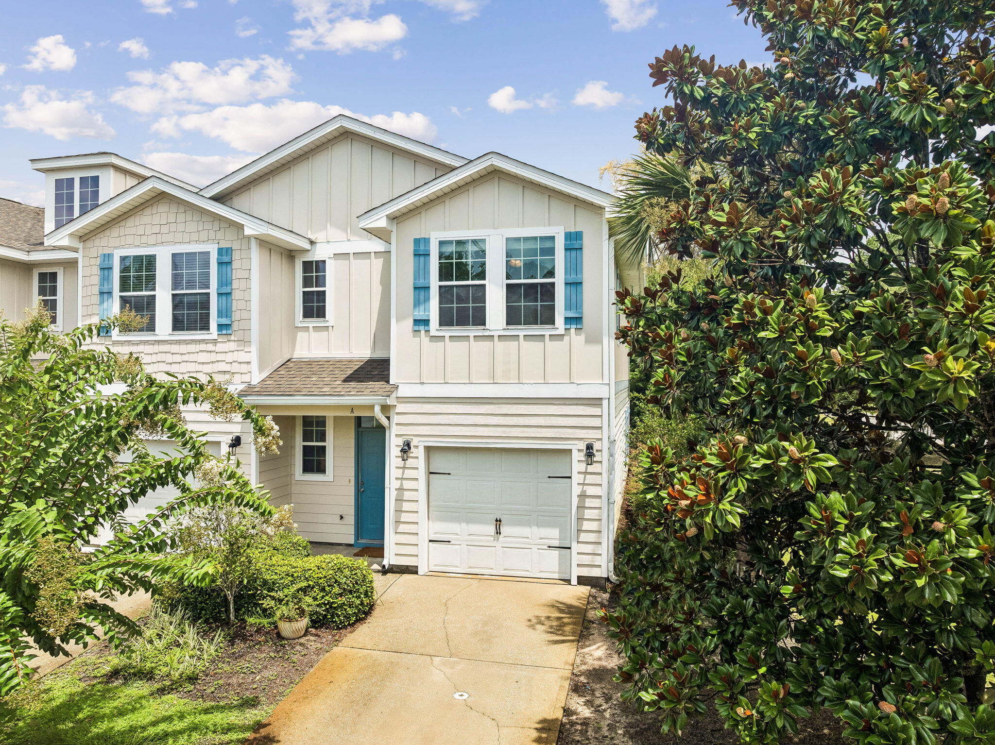 WATER OAKS T/H - Residential