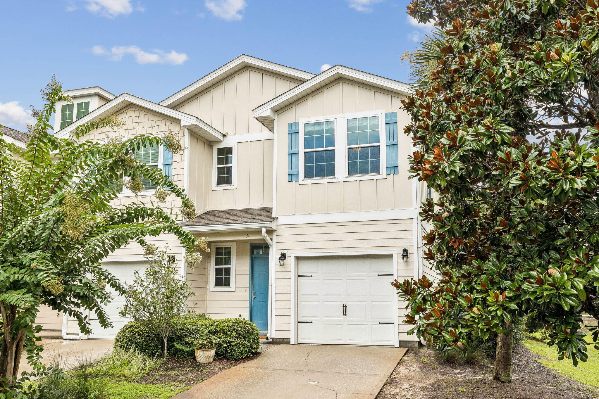 WATER OAKS T/H - Residential