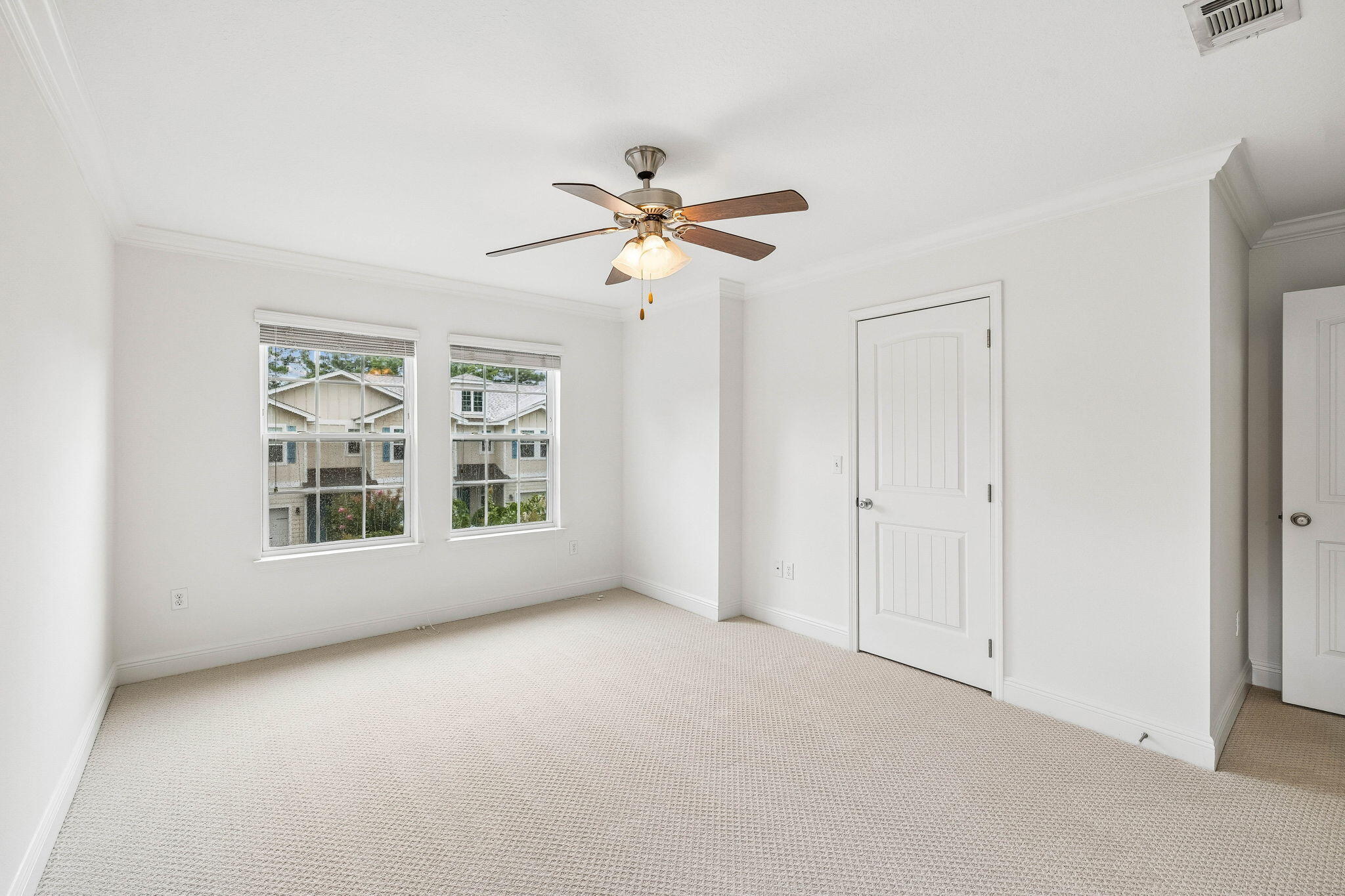 WATER OAKS T/H - Residential