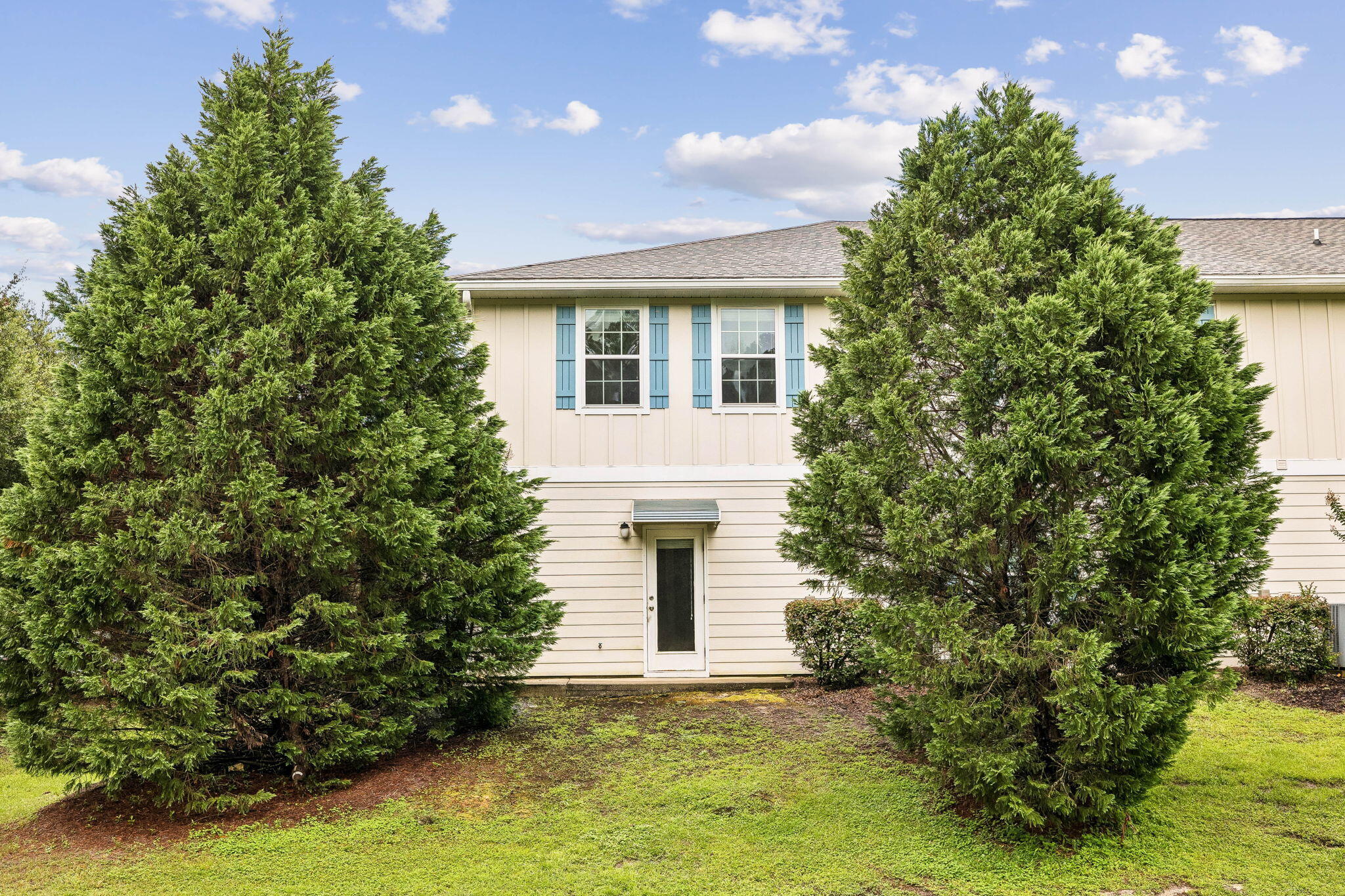 WATER OAKS T/H - Residential