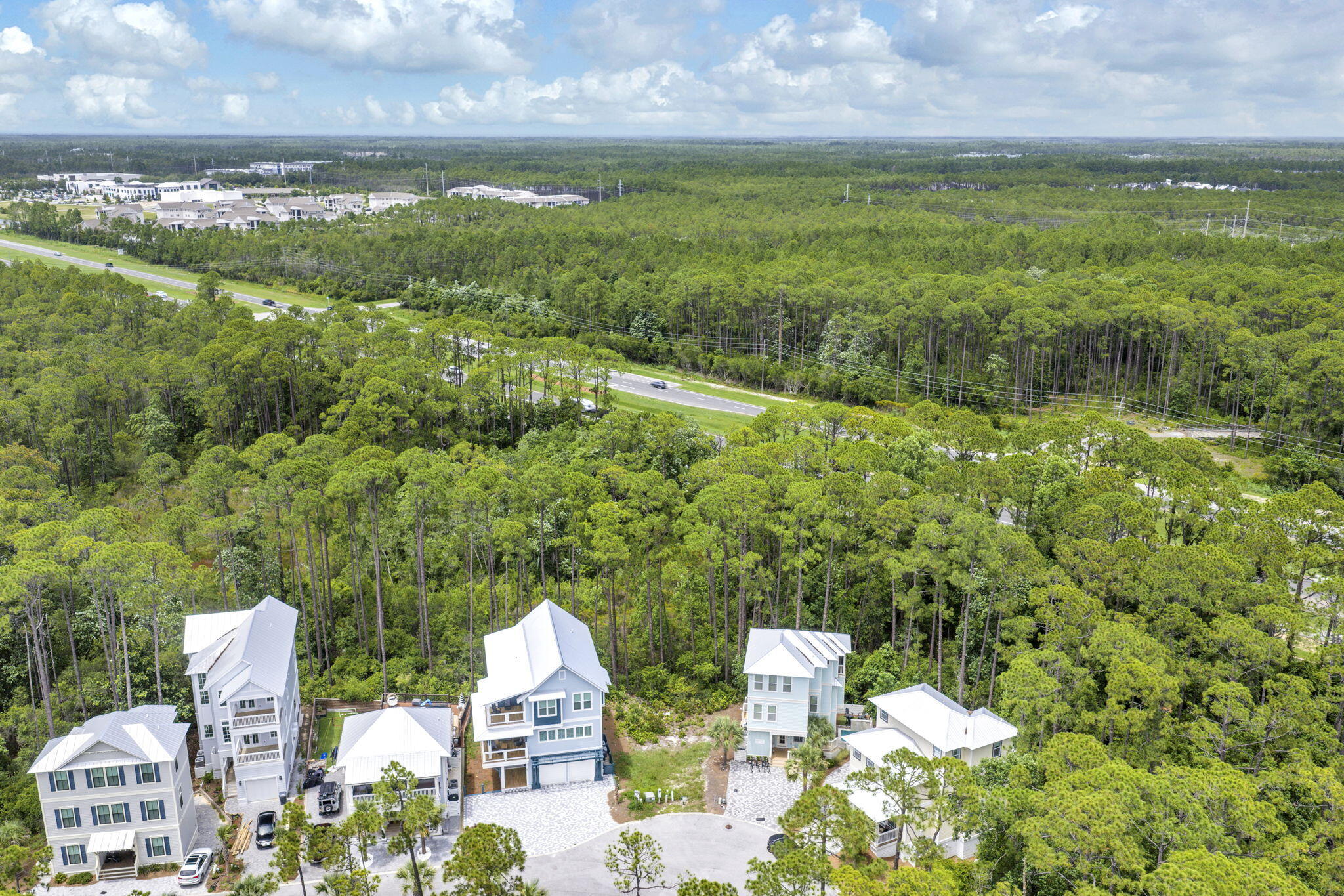 TREETOP - Land