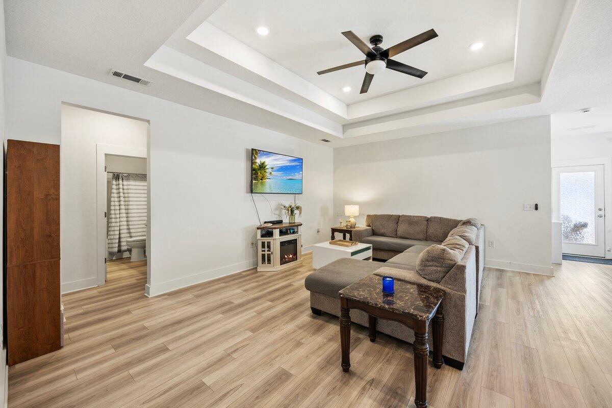 MAGNOLIA CREEK - Residential