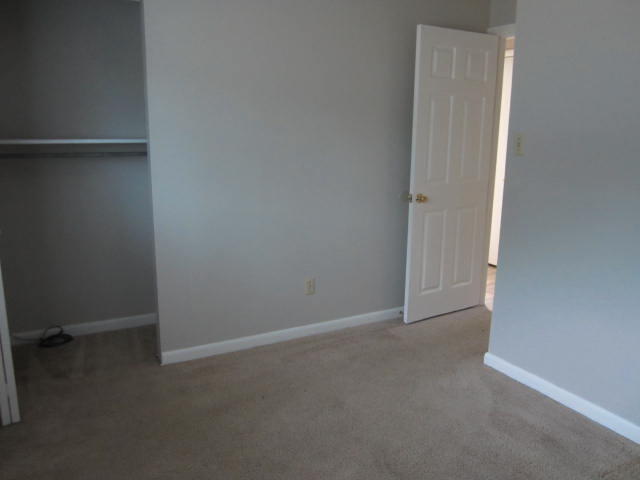 CANDLEWOOD VILLAGE - Residential Lease