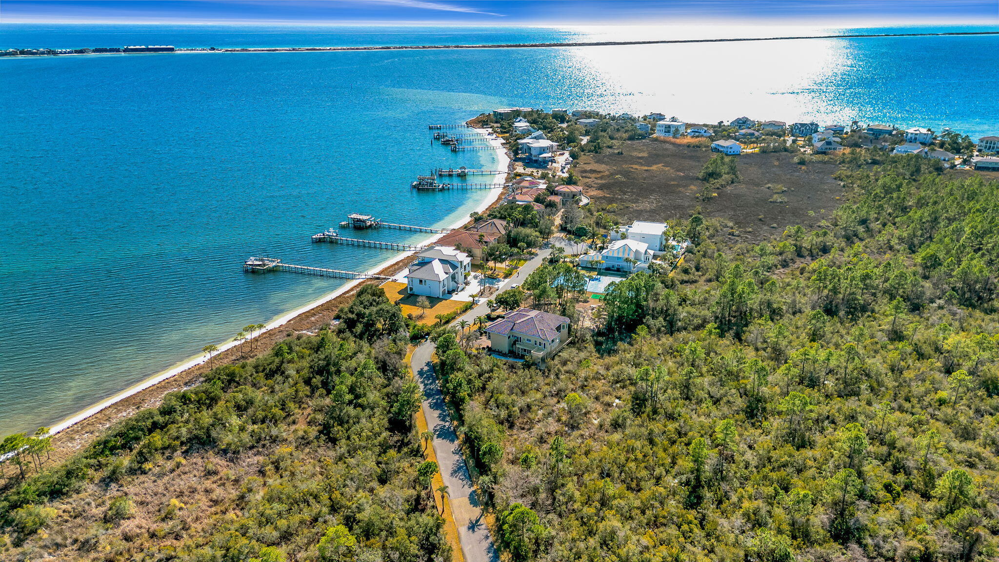 DEER POINT COVE - Residential