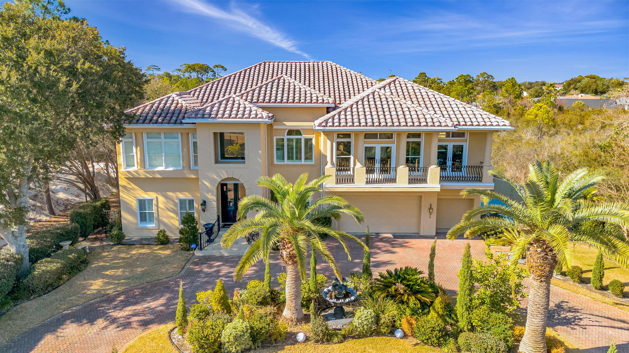 DEER POINT COVE - Residential