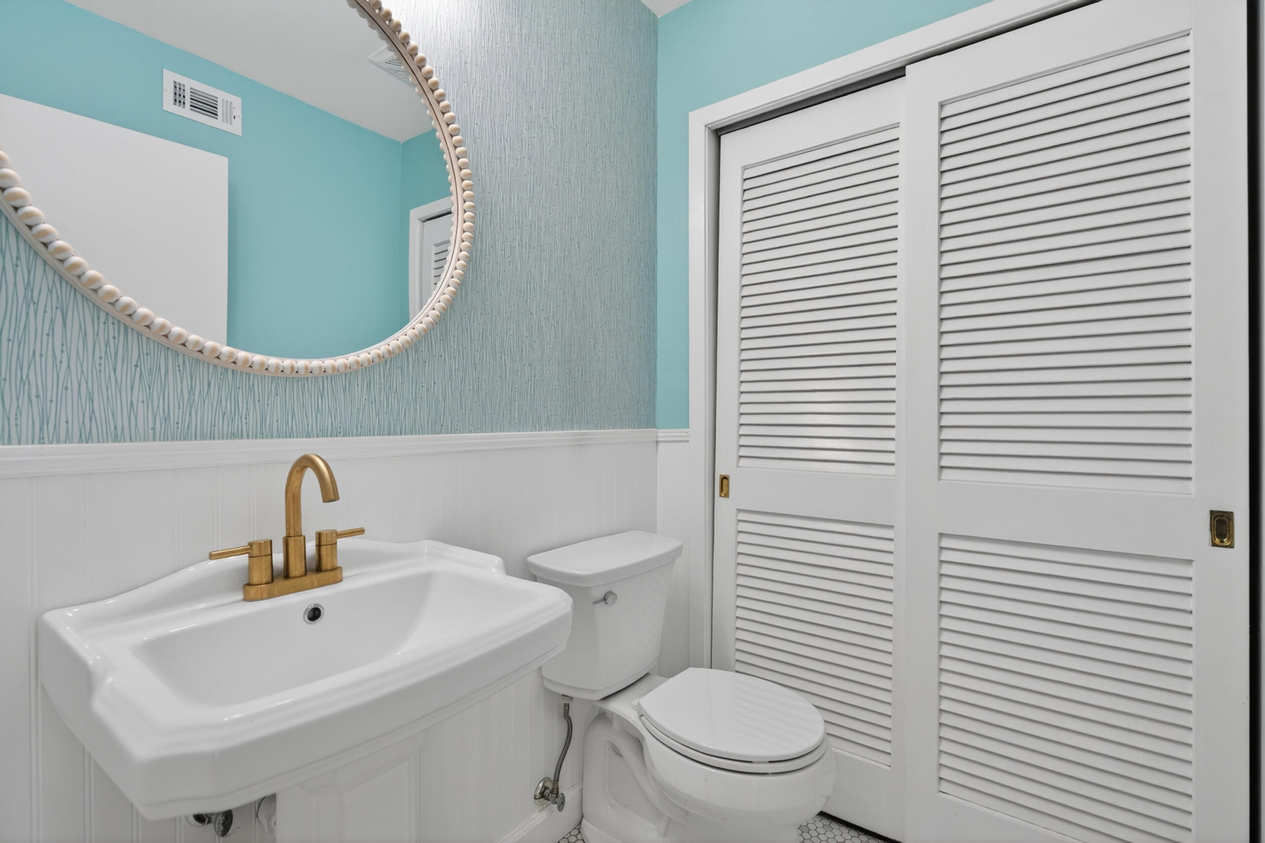 LAKE LORRAINE ESTATES 1 - Residential