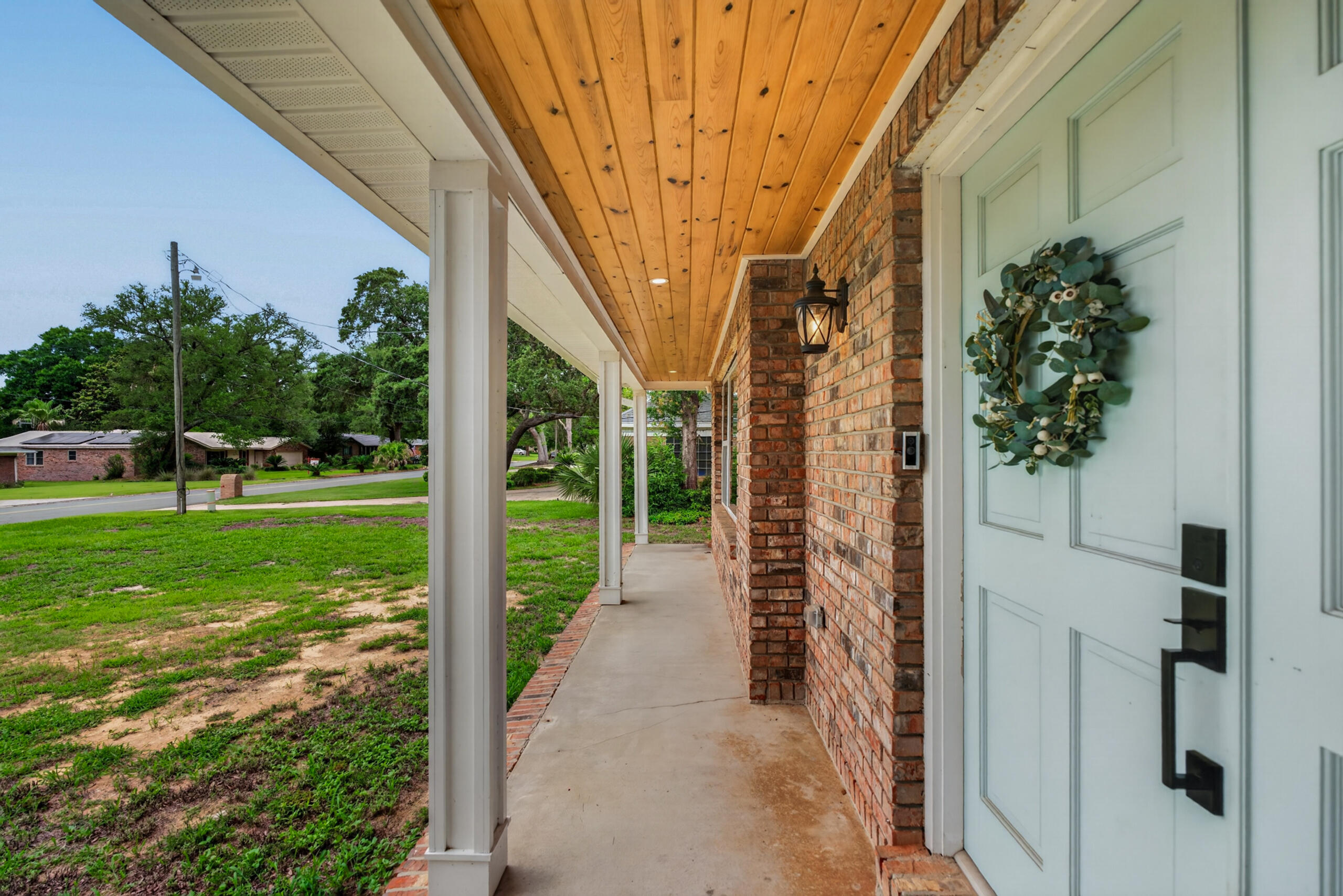 LAKE LORRAINE ESTATES 1 - Residential