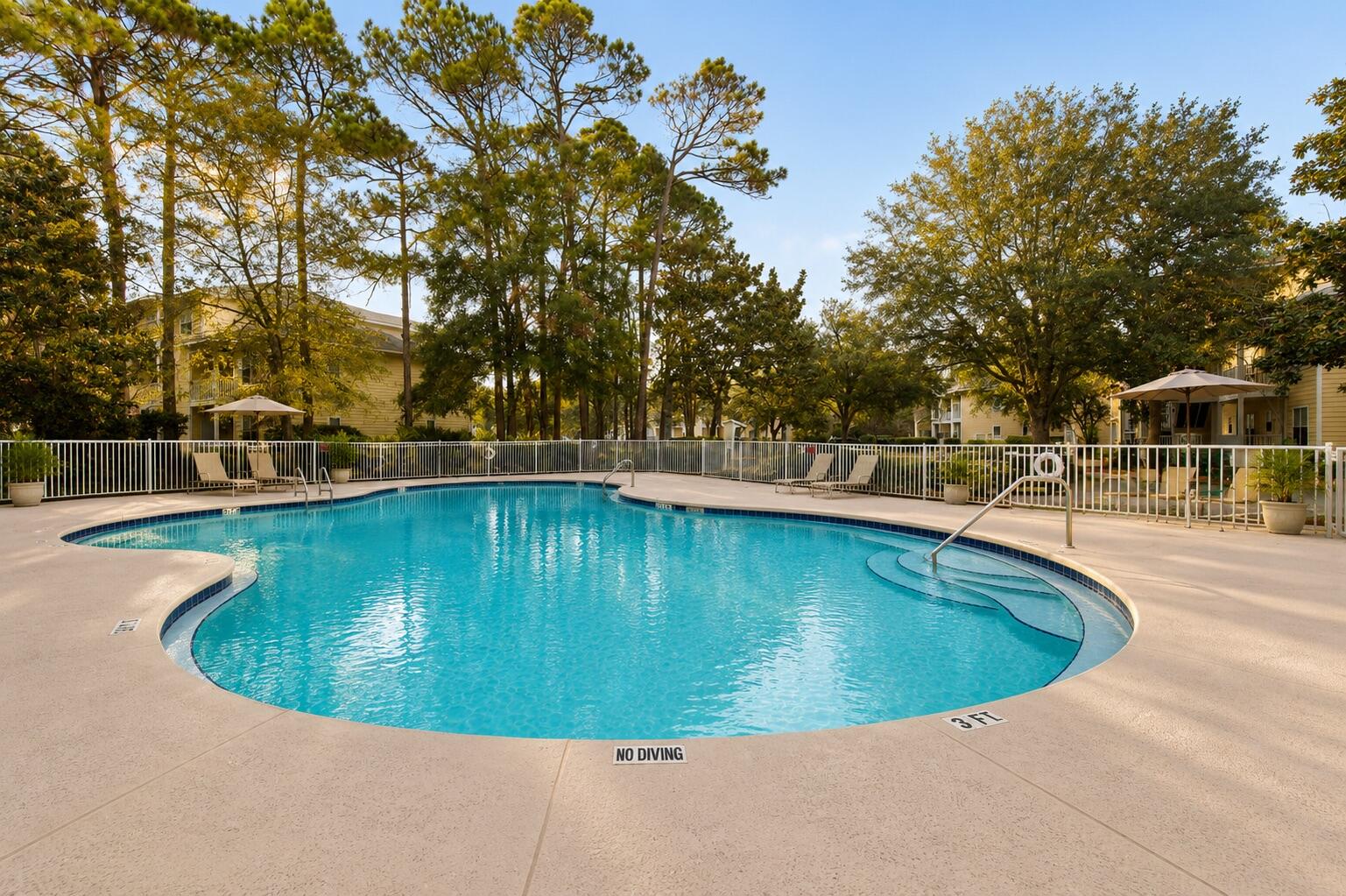 POINTE OF VIEW CONDO #909 - Residential