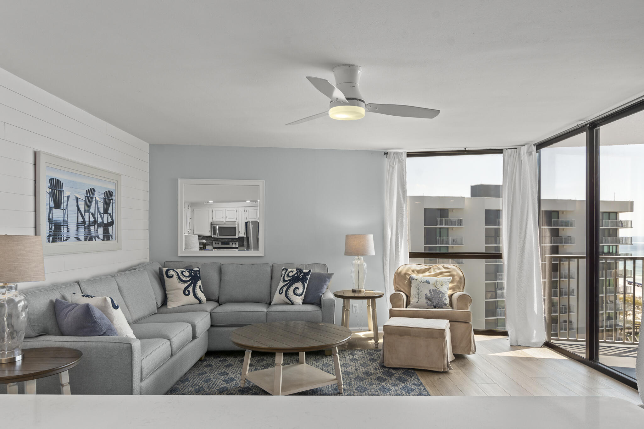 MAINSAIL CONDO PH 5 - Residential