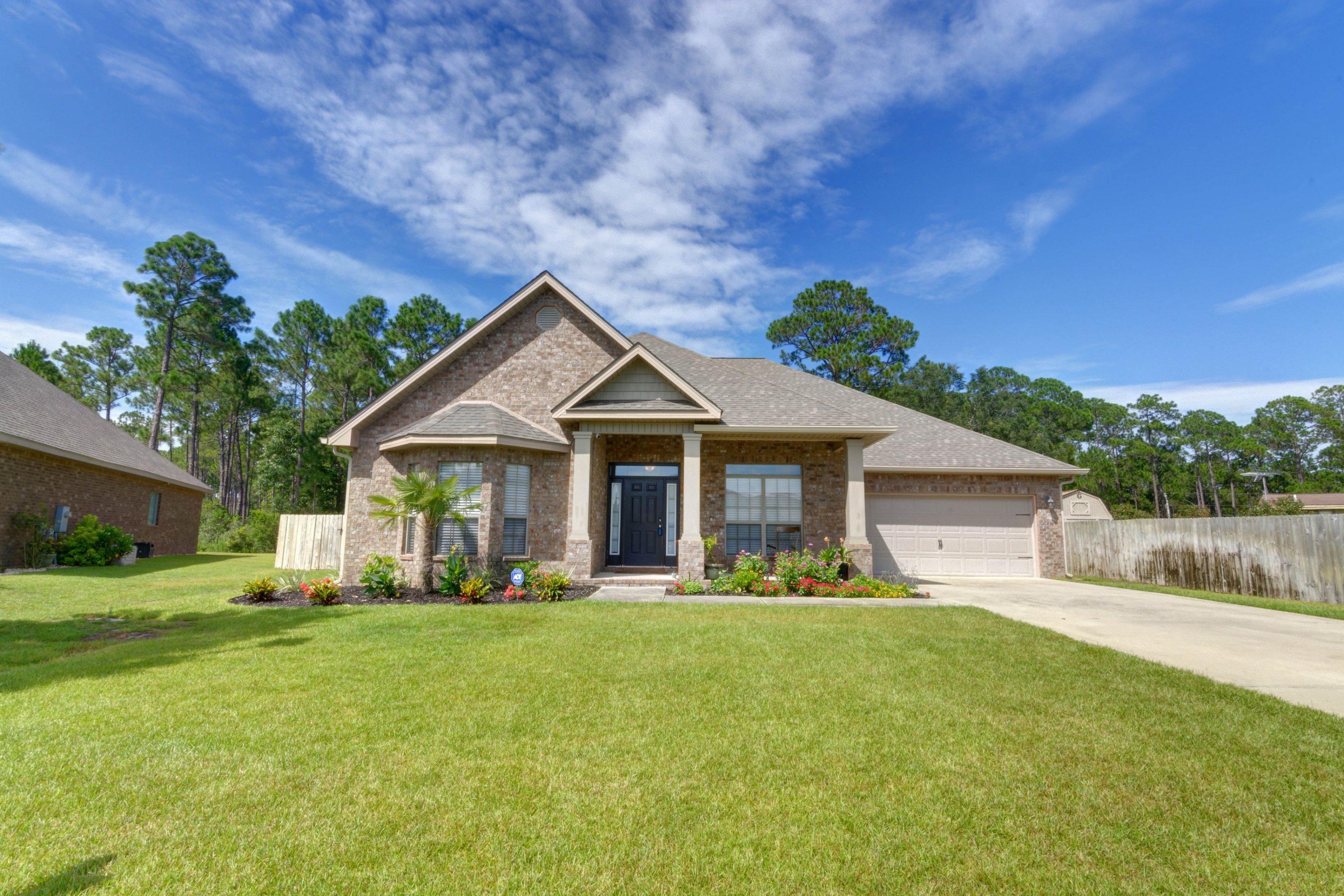 SUMMERSET ESTATES - Residential