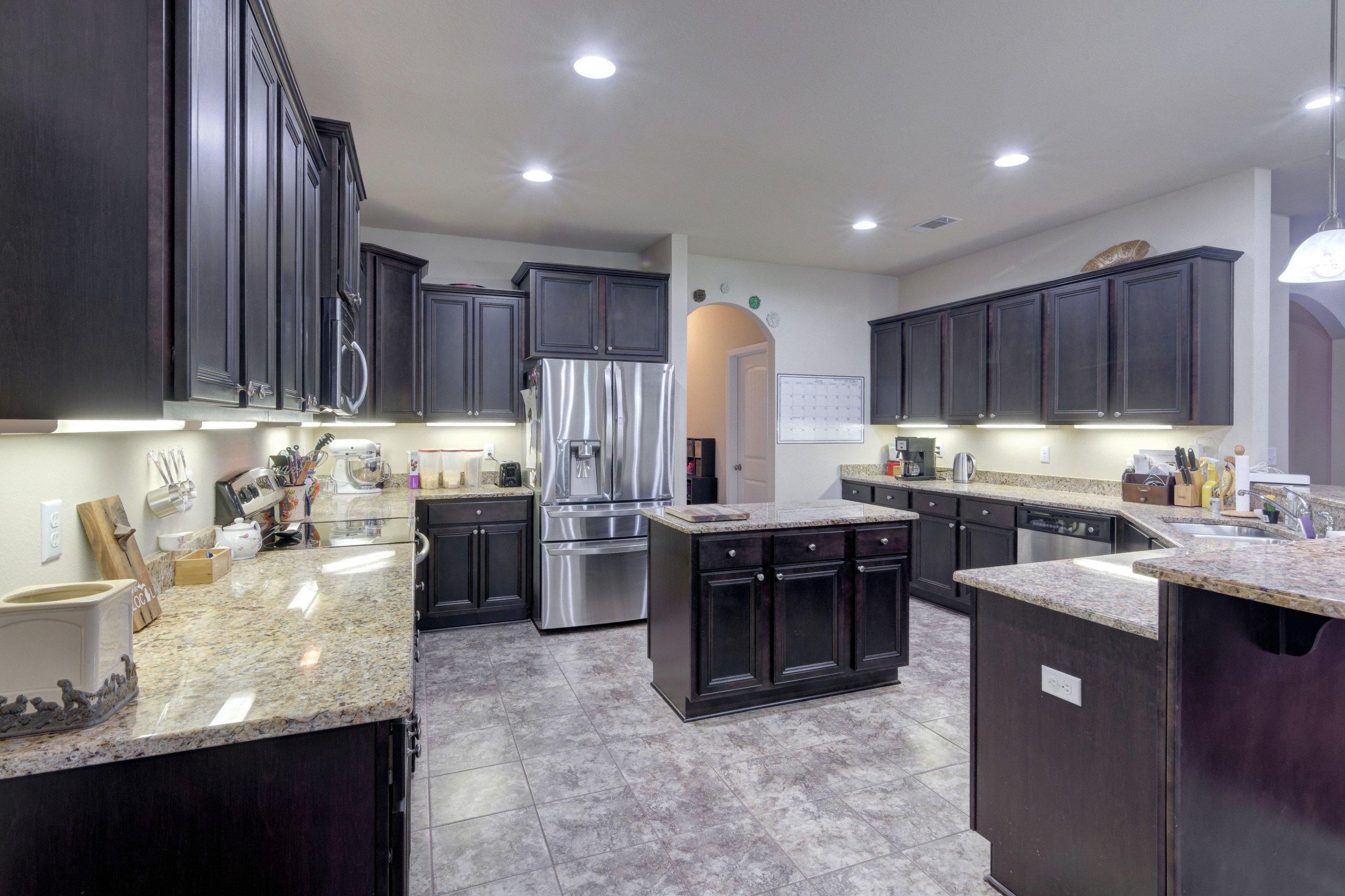 SUMMERSET ESTATES - Residential