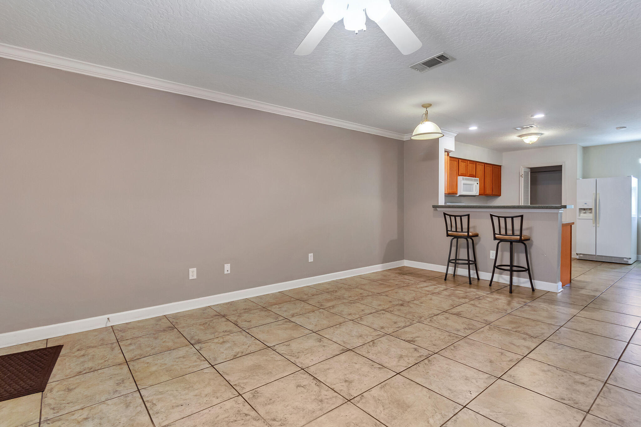 SHAY LIN TOWN HOMES - Residential