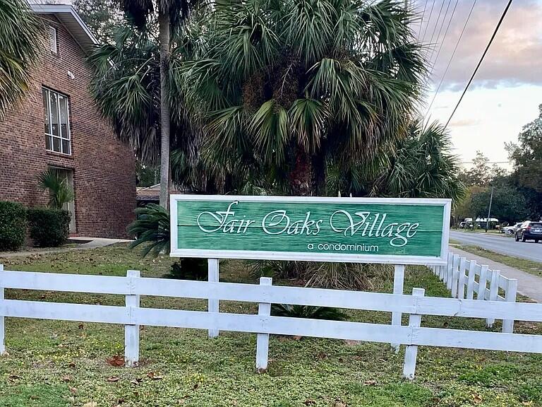 FAIR OAKS VILLAGE CONDO - Residential